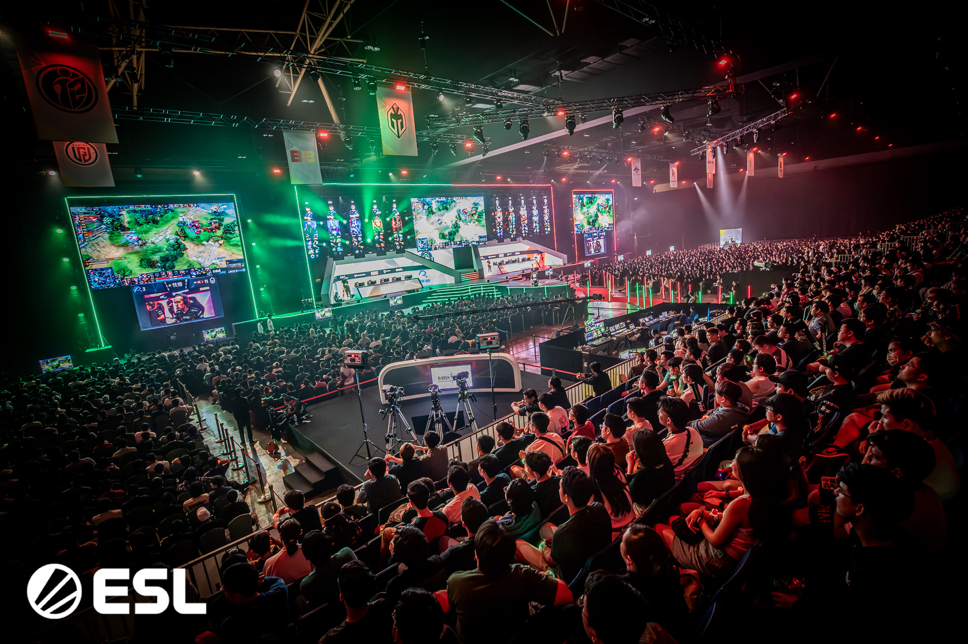 Falcons超级兵逆转XG，80分钟激战险胜经典对决