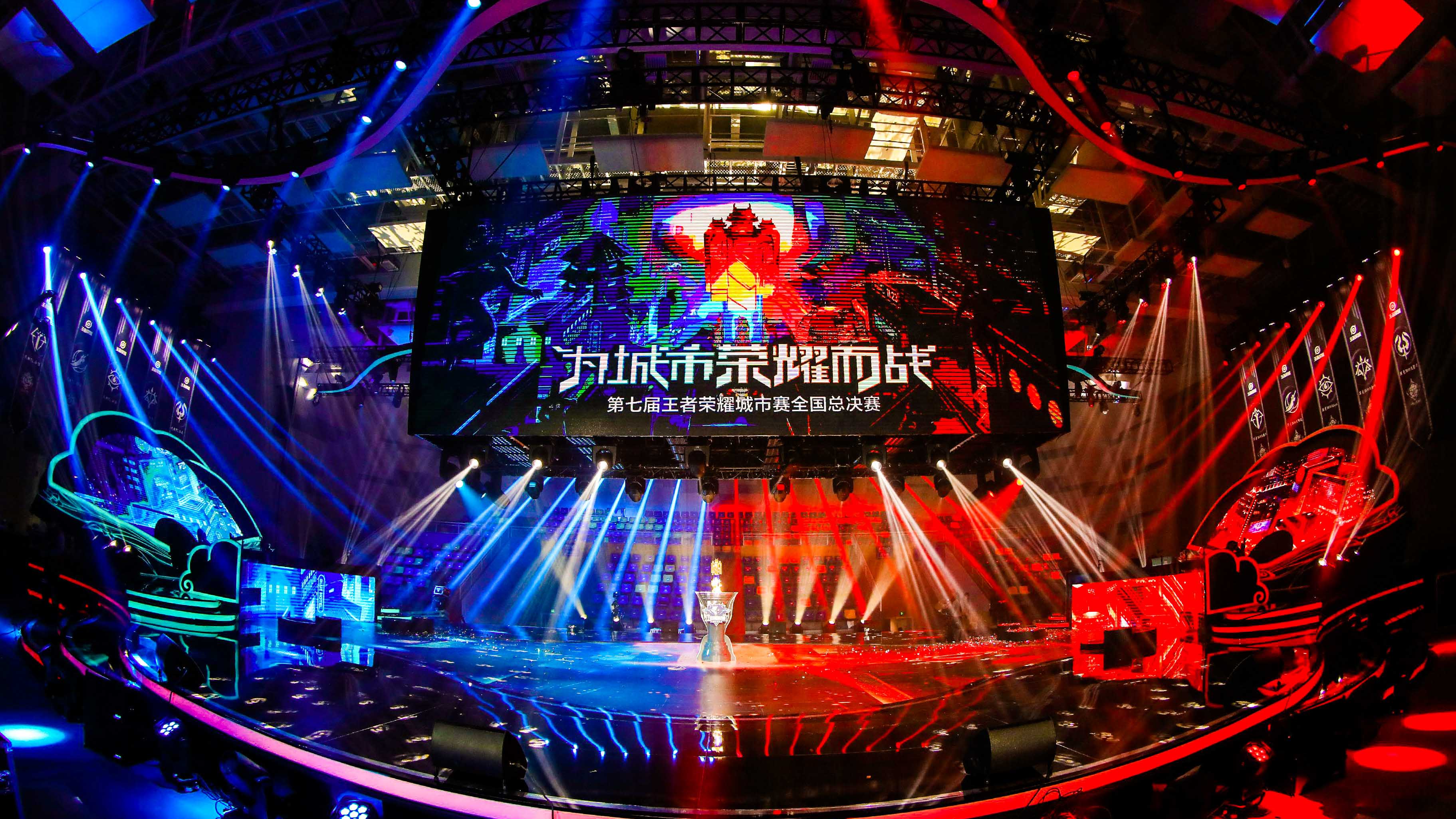 LCK决赛T1再战GEN，圣枪哥低迷狼母零作用成焦点